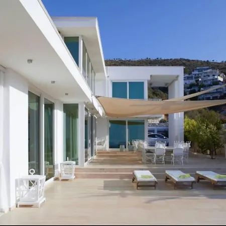 Glass House Ultra Luex Tatil *