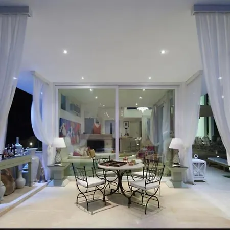 Glass House Ultra Luex Tatil *