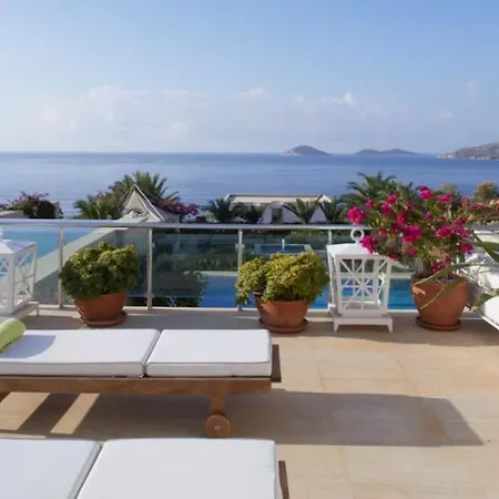 Glass House Ultra Luex Tatil Villa